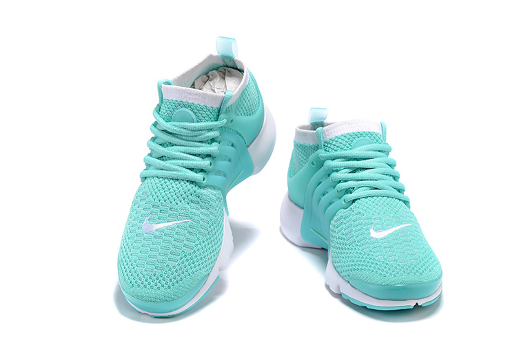 basket nike femme verte