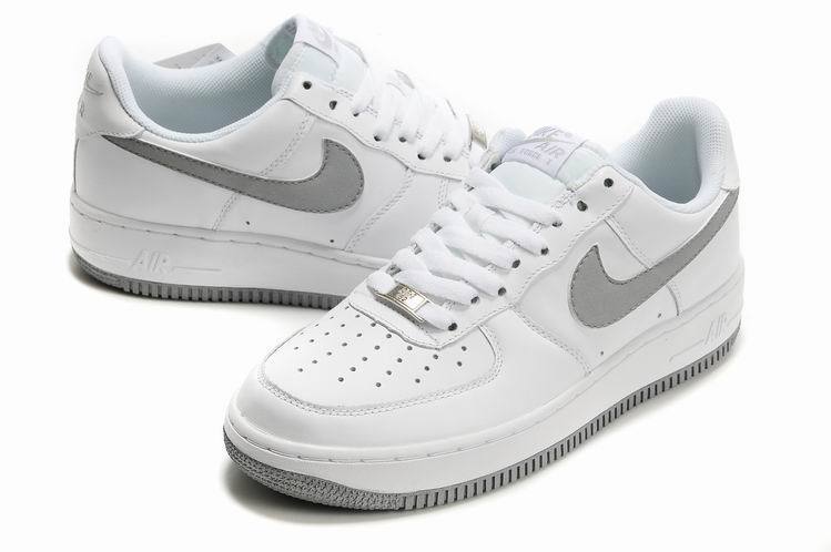 nike air force 1 gris et blanc